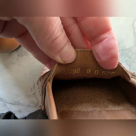 Giorgio Brutini Brown Tassel Loafers, 9 - Picture 5 of 5